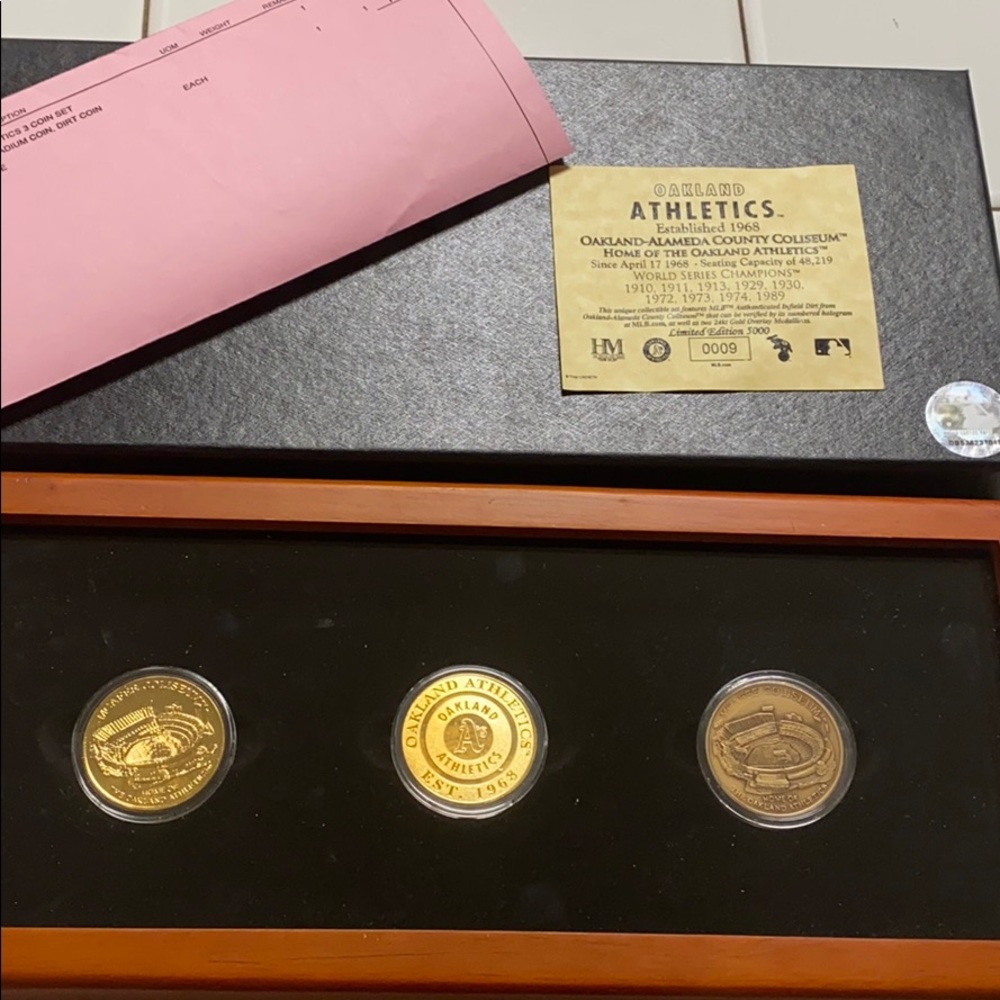Athletic A’s 24kt Gold Coin Set